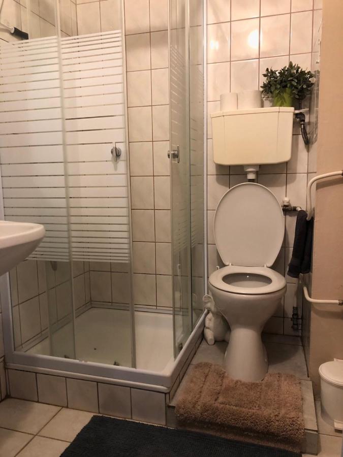 Tulipan Apartman Eger Exterior foto